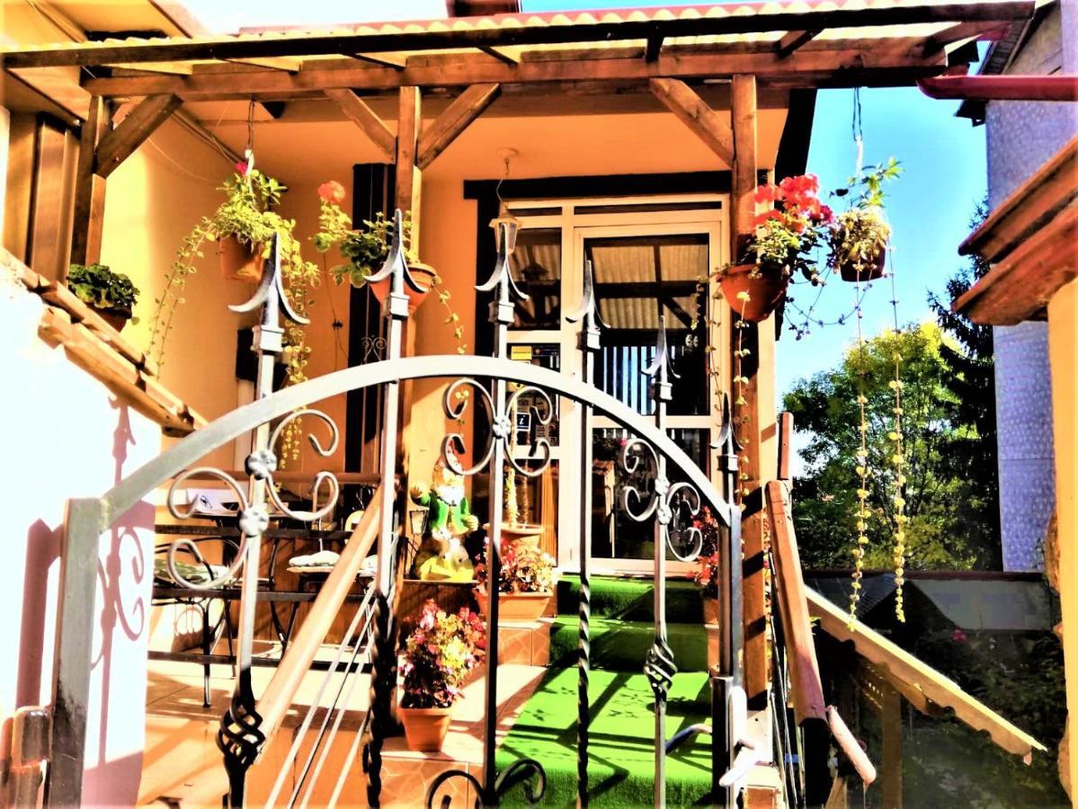 Hotel Dolce Far Niente Braşov Buitenkant foto