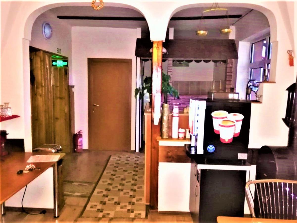 Hotel Dolce Far Niente Braşov Buitenkant foto