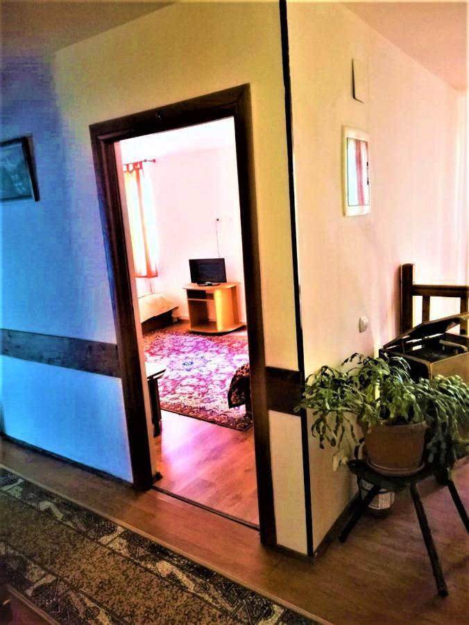 Hotel Dolce Far Niente Braşov Buitenkant foto
