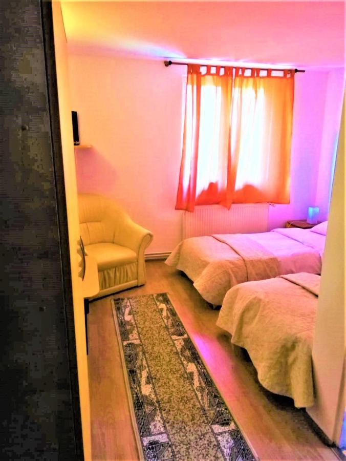 Hotel Dolce Far Niente Braşov Buitenkant foto