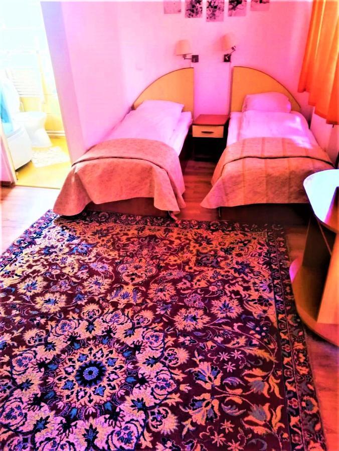 Hotel Dolce Far Niente Braşov Buitenkant foto