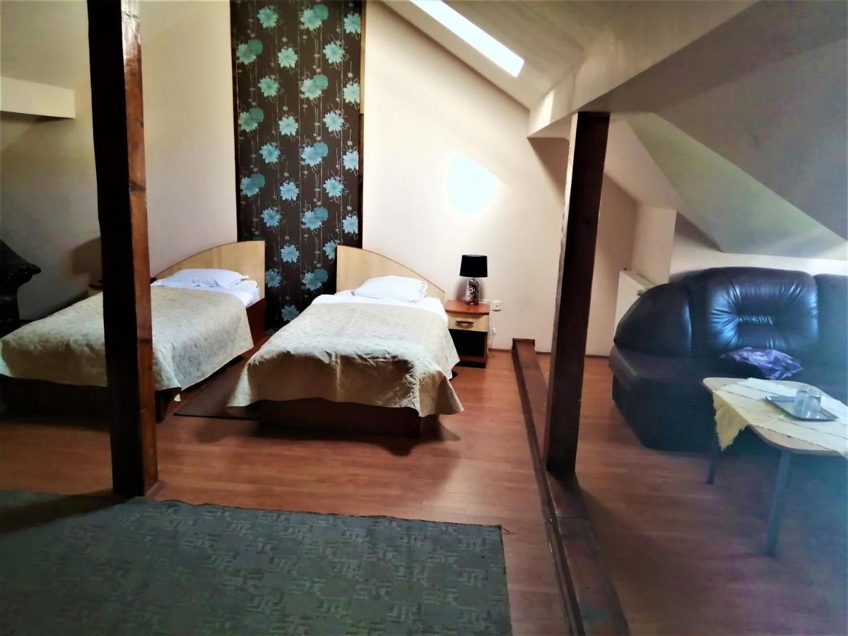 Hotel Dolce Far Niente Braşov Buitenkant foto