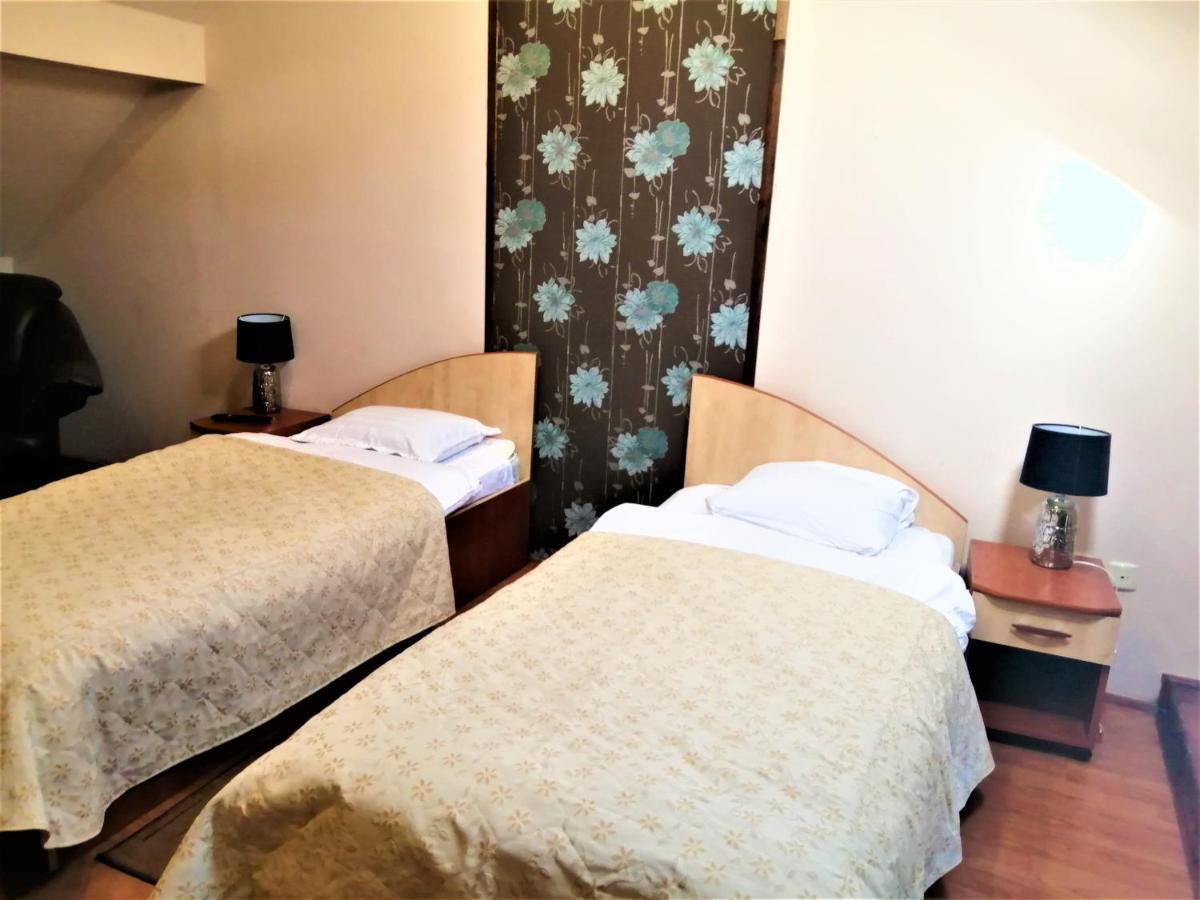 Hotel Dolce Far Niente Braşov Buitenkant foto