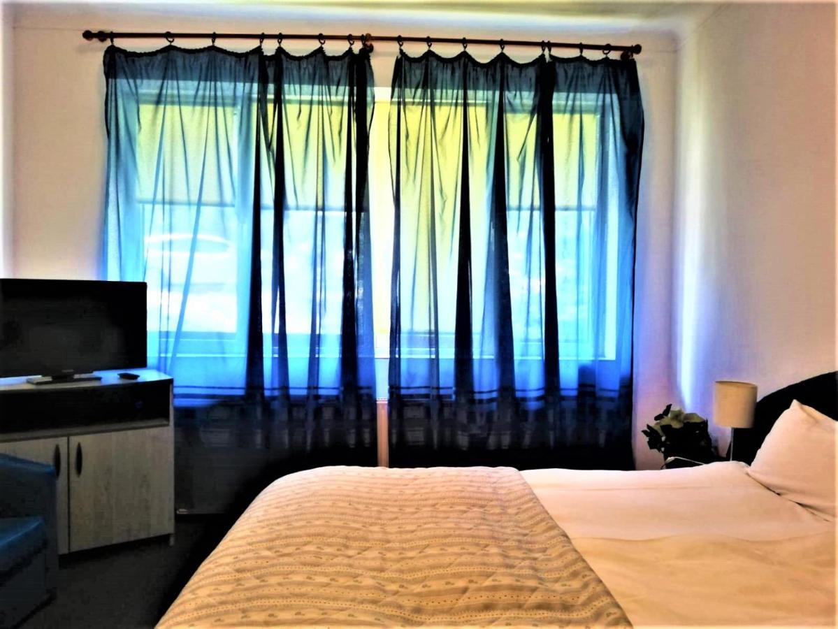 Hotel Dolce Far Niente Braşov Buitenkant foto