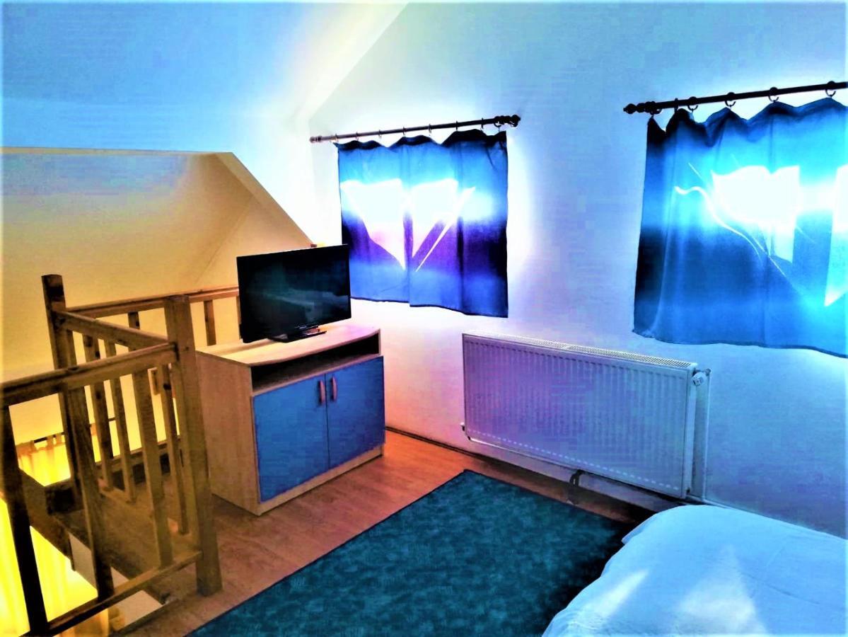 Hotel Dolce Far Niente Braşov Buitenkant foto