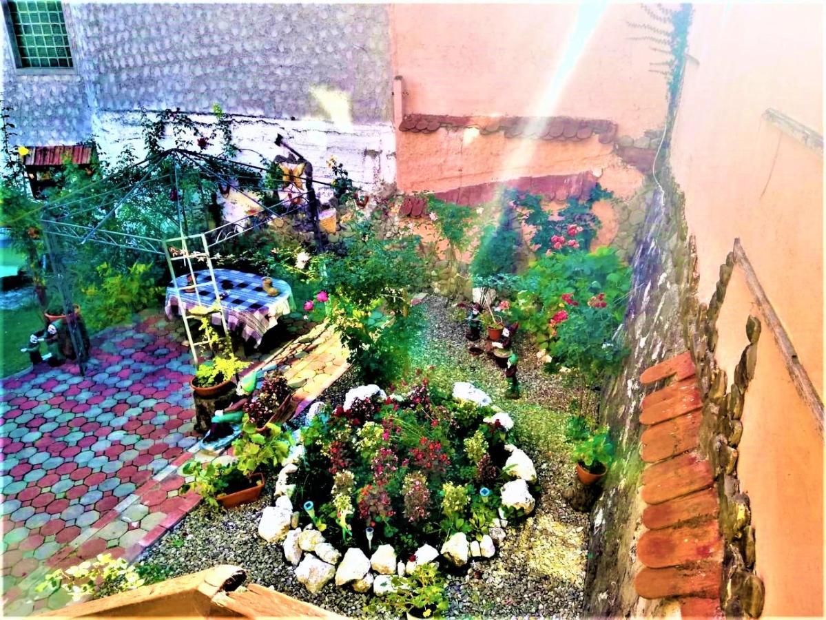 Hotel Dolce Far Niente Braşov Buitenkant foto
