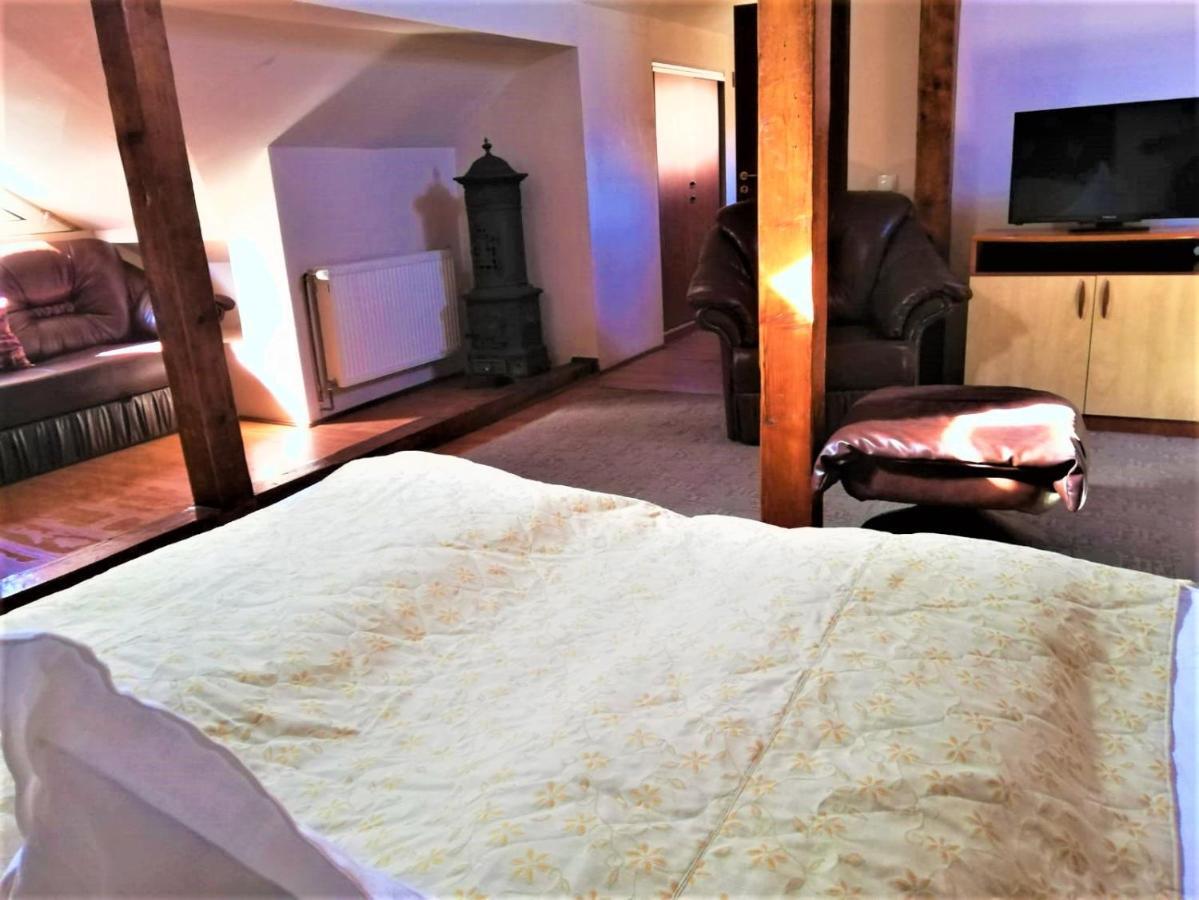 Hotel Dolce Far Niente Braşov Buitenkant foto