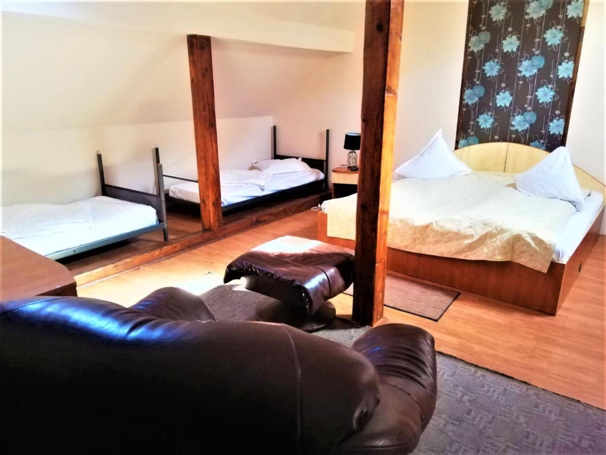 Hotel Dolce Far Niente Braşov Buitenkant foto